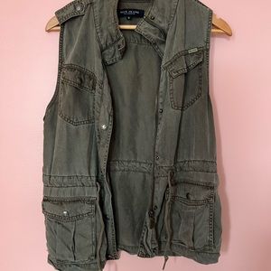 Max Jeans olive green utility vest. Size small.